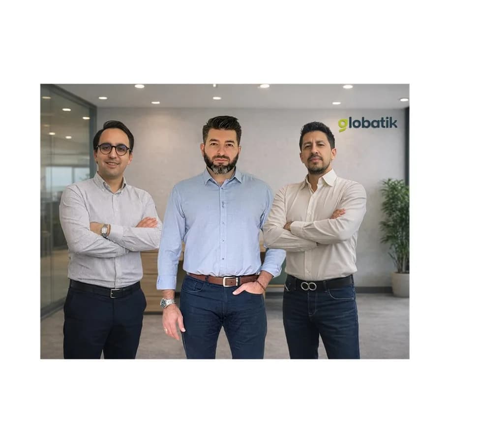 De las aulas al mercado: Como tres compañeros del GESCO han creado un proyecto internacional